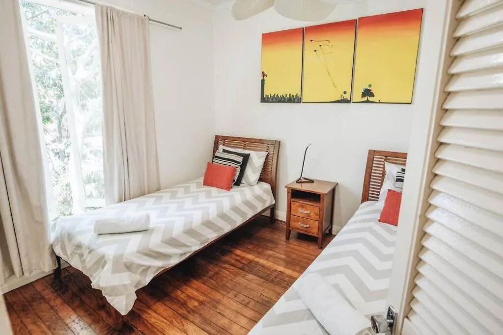 Little Cove Family Beach House Noosa Heads Holiday home