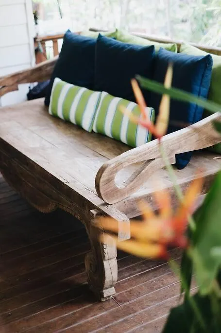 Little Cove Family Beach House Noosa Heads
